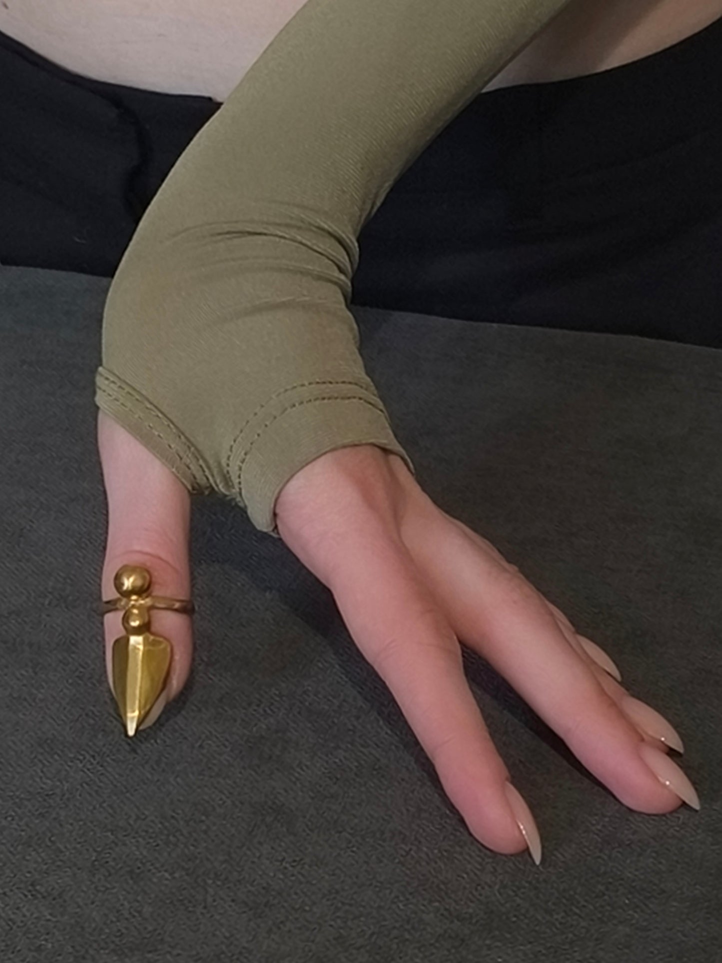 Nail Ring