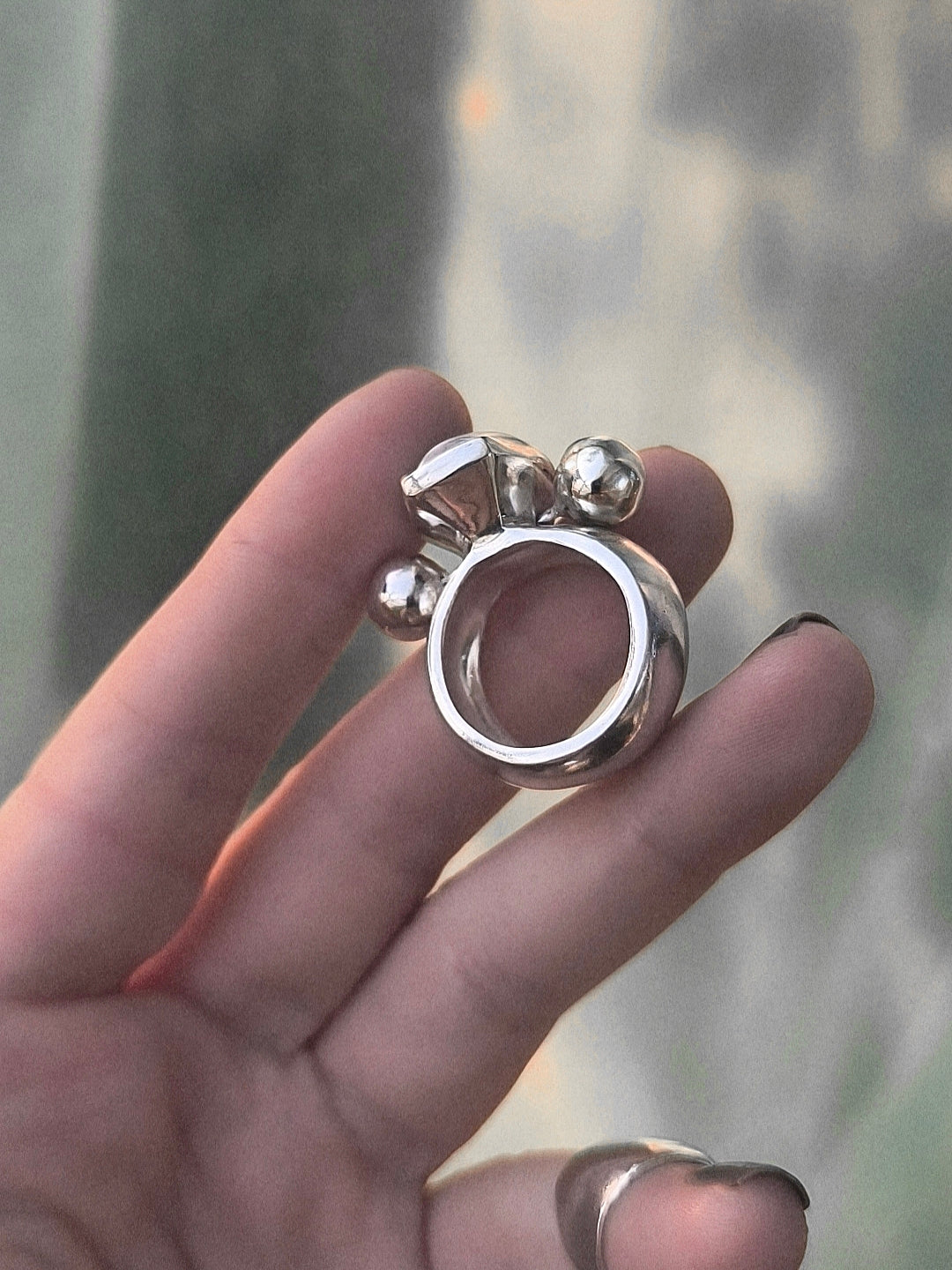 Third eye or the anxiety ring