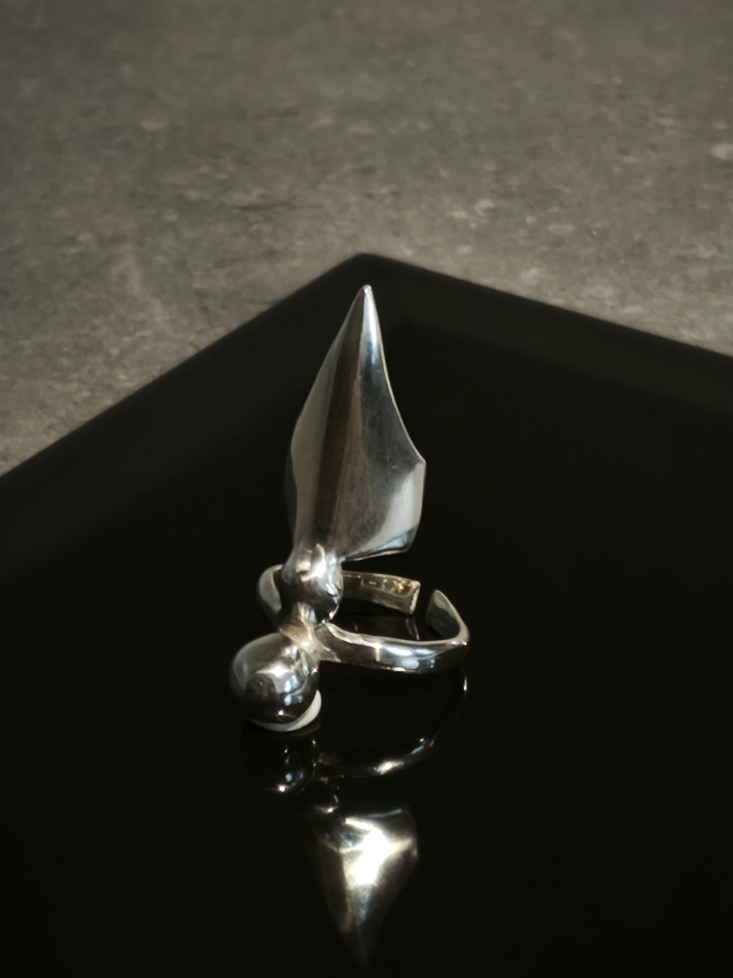 Nail Ring